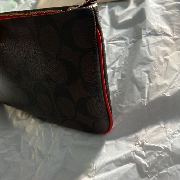 COACH SIGNATURE WRISTLET - Picture 7 of 12